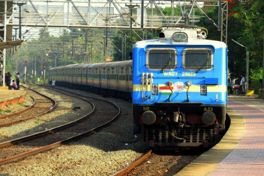 05074/05073-लालकुआ-–-क्रांतिवीर-संगोल्ली-रायन्ना-(बेंगलुरु)-–-लालकुआ-विशेष-ट्रेन