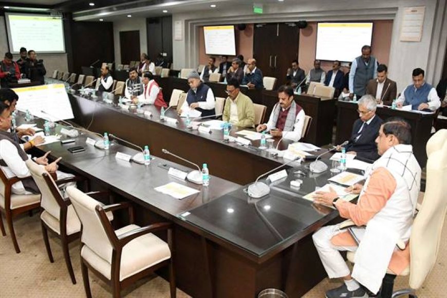 सिंहस्थ&2028-के-लिए-उज्जैन,-इंदौर-संभाग-में-जारी-अधोसंरचनात्मक-कार्यों-की-प्रगति-की-प्रत्येक-15-दिन-में-हो-समीक्षा-:-मुख्यमंत्री-डॉ.-यादव