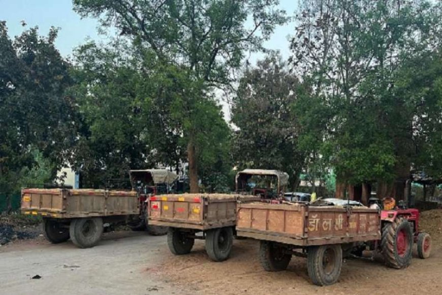 बिना-नंबर-प्लेट-के-दौड़-रहे-ट्रैक्टर,-प्रशासन-और-खनिज-विभाग-मौन,-रेत-माफिया-मजे-में