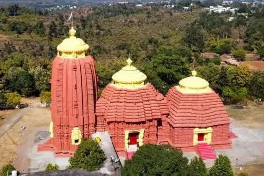 चिरमिरी के जगन्नाथ मंदिर का अद्वितीय डिज़ाइन और सुंदर वास्तुकला श्रद्धालुओं को करती है विशेष रूप से आकर्षित