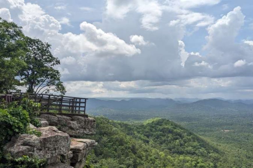 बस्तर-क्षेत्र-में-पर्यटन-विकास-को-मिली-गति