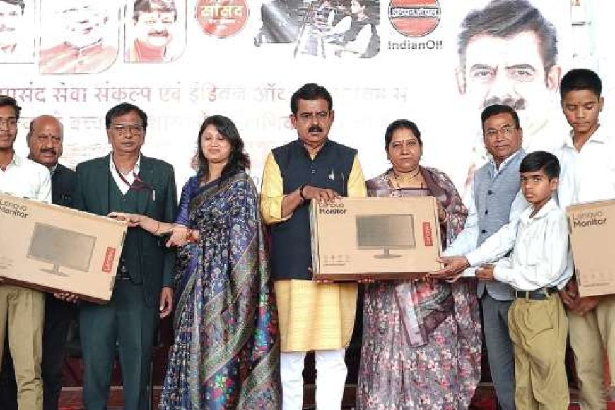 शासकीय-स्कूलों-के-बच्चे-भी-डिजिटल-शिक्षा-से-जुड़कर-आत्मनिर्भर-बनें-और-देश-की-प्रगति-में-योगदान-दें-:-सांसद-लालवानी
