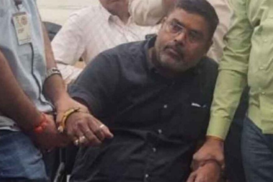 इंदौर-आर्थिक-अपराध-प्रकोष्ठ-ने-पीथमपुर-हल्का-पटवारी-को-रिश्वत-लेते-हुए-पकड़ा