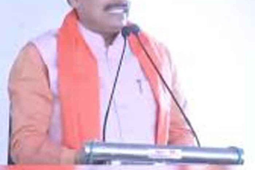 प्रकृति-से-प्रेम,-संस्कृति-का-सम्मान-और-मित्रता-का-महत्व-प्रतिपादित-करते-है-भगवान-श्रीकृष्ण-:-मुख