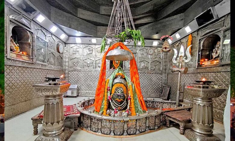 महाकाल-मंदिर-में-नवसंवत्सर-की-तैयारियां-पूरी,-शिखर-पर-ध्वज-व-नैवेद्य-कक्ष-में-होगा-गुड़ी-आरोहण