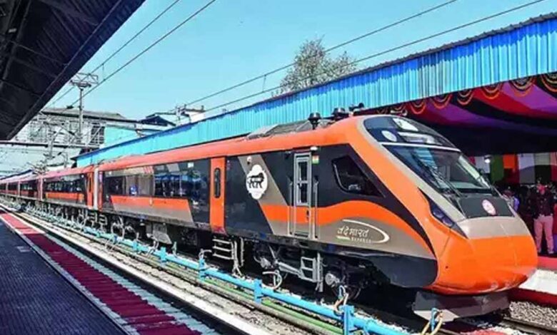 ग्वालियर-में-बनी-स्प्रिंग-वंदे-भारत-एक्सप्रेस-को-ट्रैक-पर-दौड़ाएगी