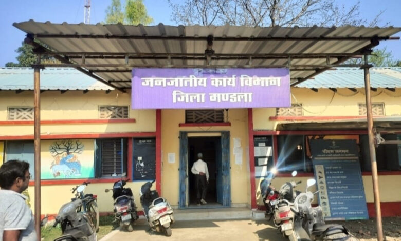 वरिष्ठता-की-अनदेखी-बीईओ-प्रभार-वितरण-पर-उठे-सवाल