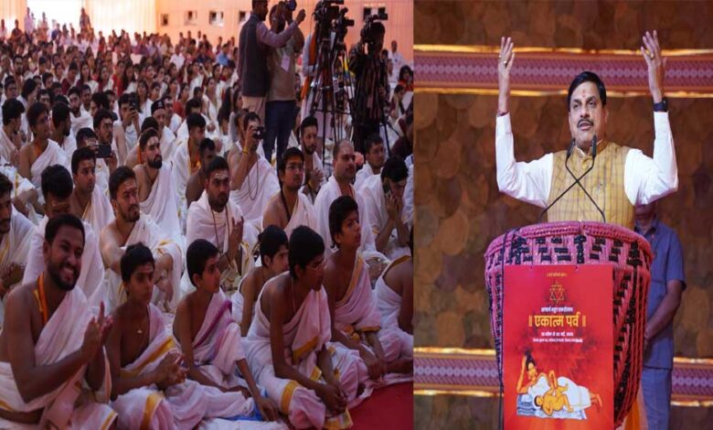देश-विदेश-के-500-युवाओं-का-नर्मदा-तट-पर-हुआ-दीक्षा-संस्कार-एकात्मता-का-लिया-संकल्प