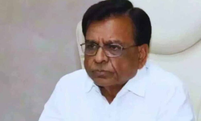 योग-गुरु-पद्म-श्री-शिवानन्द-बाबा-के-निधन-पर-उप-मुख्यमंत्री-देवड़ा-ने-शोक-व्यक्त-किया