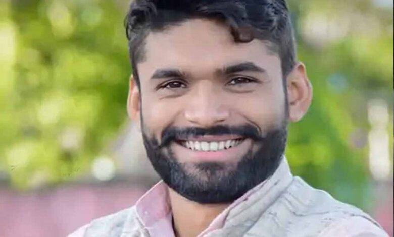 सतना-में-बसपा-नेता-शुभम-साहू-पर-जमीन-विवाद-में-लाठी-डंडों-से-हमला,-रास्ते-में-मौत