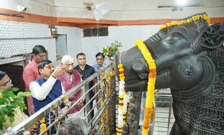 मुख्यमंत्री-डॉ.-यादव-ने-किये-भगवान-विष्णु-वराह-के-दर्शन