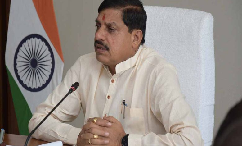 अपराधों-पर-नियंत्रण-के-लिए-सख्त-एक्शन-लें-पुलिस-अधिकारी-:-मुख्यमंत्री-डॉ.-यादव