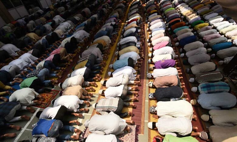 आज-जुमे-की-नमाज-में-भारत-की-जीत-और-पाकिस्तान-की-हार-के-लिए-सामूहिक-दुआ-की-जाएगी