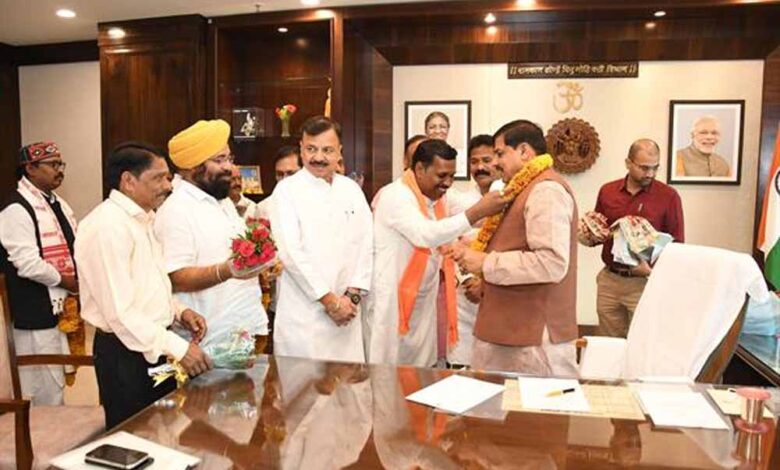 मुख्यमंत्री-डॉ.-यादव-का-पचमढ़ीवासियों-ने-माना-आभार