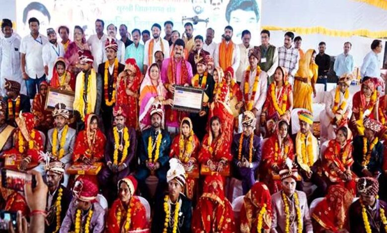 शादी-प्रेम-और-अपनत्व-का-बंधन-है,-इसे-समर्पण-के-साथ-निभाएं-:-खाद्य-मंत्री-राजपूत