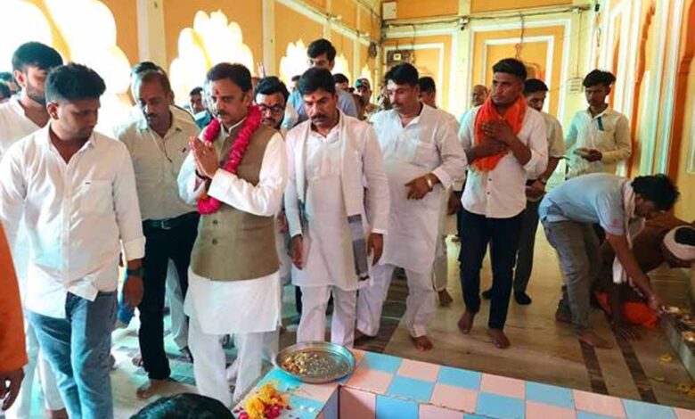 उप-मुख्यमंत्री-ने-ओरछा-में-भगवान-श्री-रामराजा-सरकार-के-किए-दर्शन