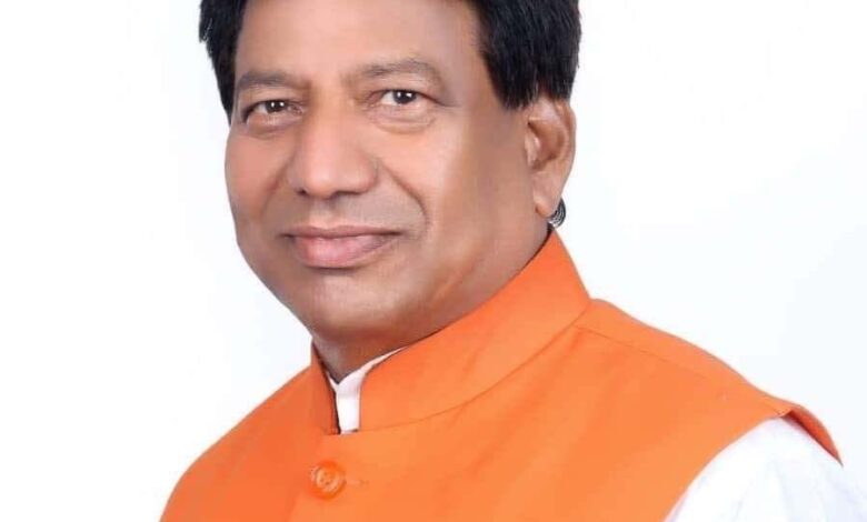 मोदी-सरकार-किसानों-का-जीवन-बदलने-के-लिए-संकल्पित-है-विधायक-गोपालसिंह-इंजीनियर