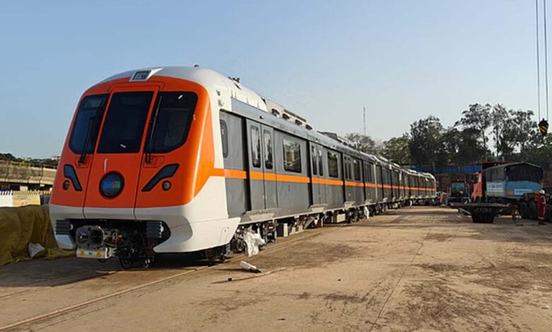 एम्स-से-सुभाषनगर-तक-प्रायोरिटी-कॉरिडोर-की-टेस्टिंग-अंतिम-चरण-में,-कमर्शियल-रन-अक्टूबर-से