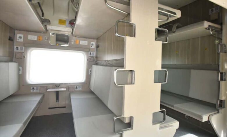 यात्रियों-को-सुविधा-:-सोगरिया-दानापुर-सोगरिया-स्पेशल-ट्रेन-में-अब-आम-लोग-भी-यात्रा-कर-सकें