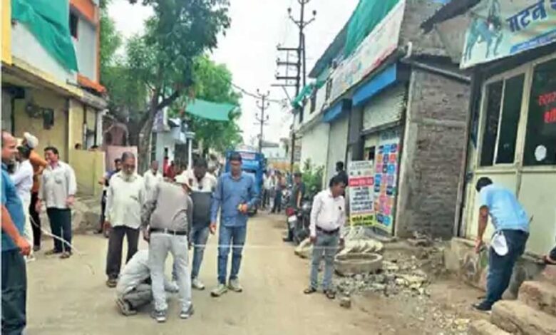 इंदौर में चंदन नगर से कालानी नगर तक बनने वाली लिंक रोड की चौड़ाई को लेकर विवाद