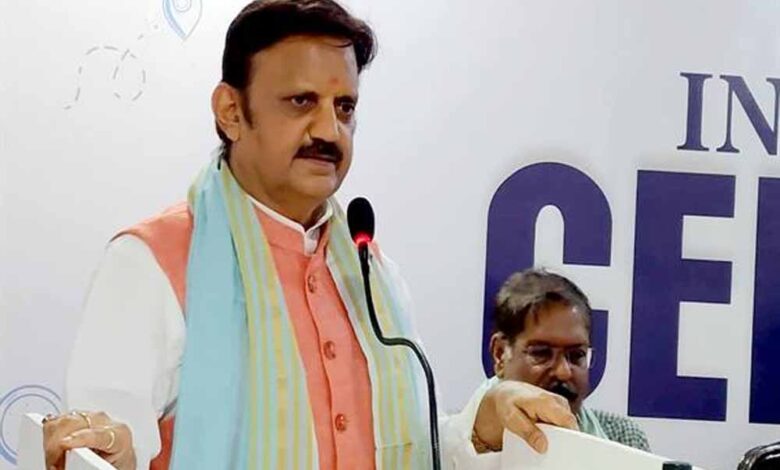 मध्यप्रदेश-बना-पर्यटन-क्षेत्र-में-असीम-क्षमता-और-निवेश-का-आकर्षण-केंद्र-:-उप-मुख्यमंत्री-शुक्ल