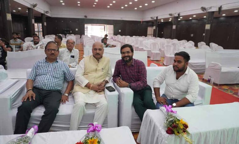 नगर-निगम-लेडीज़-क्लब,-सिंगरौली-ने-फादर्स-डे-पर-किया-पिताओं-को-समर्पित-भावपूर्ण-आयोजन