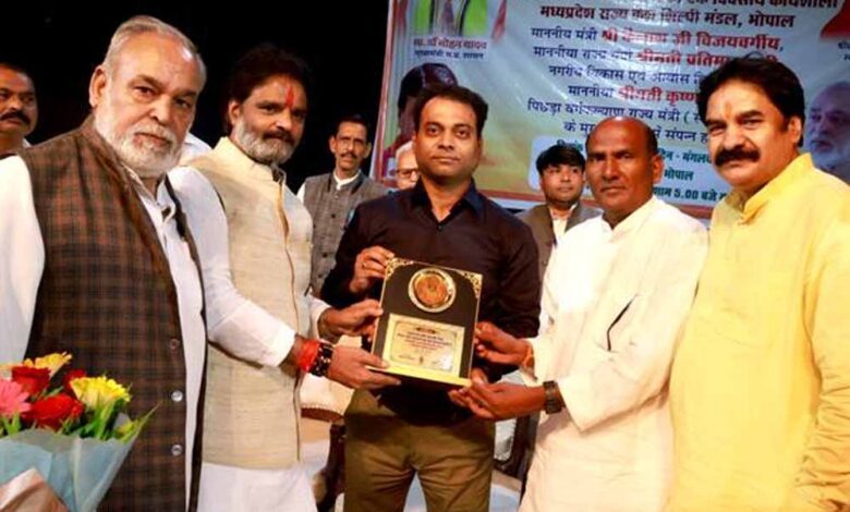 प्रदेश-में-केश-शिल्पी-समाज-के-विकास-के-लिये-हर-संभव-प्रयास-होंगे