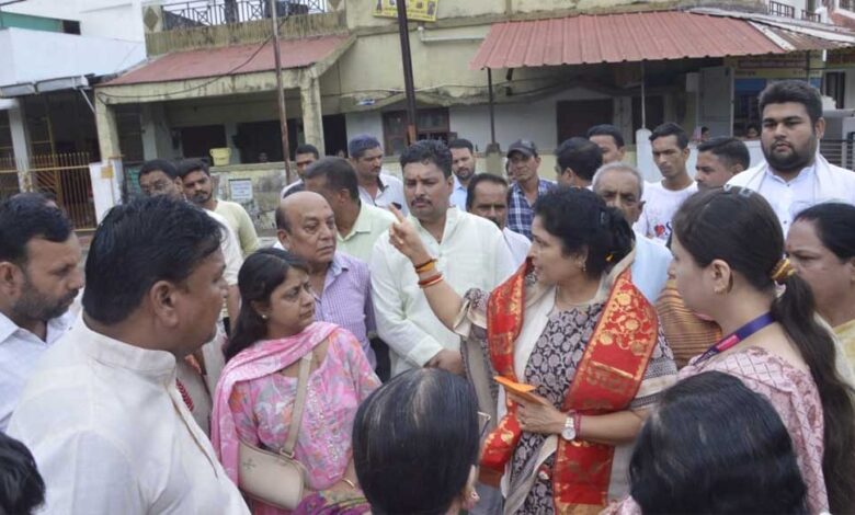 लापरवाह-अधिकारीयों-पर-होगी-सख्त-कार्यवाही:-राज्यमंत्री-श्रीमती-गौर