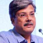 पर्यटकों-के-लिए-मॉन्यूमेंट-गुरु-है-‘गाइड’-प्रमुख-सचिव-शुक्ला