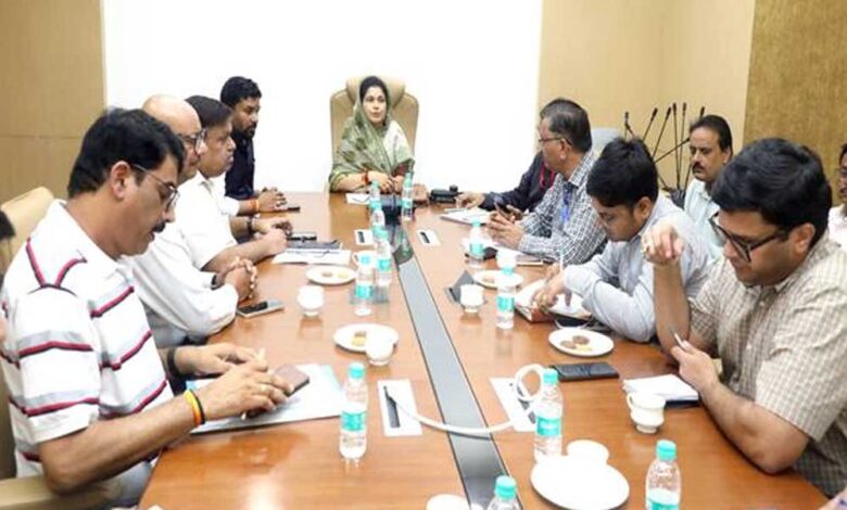 राज्यमंत्री श्रीमती गौर ने पटेल नगर कॉलोनाईजर के विरूद्ध एफआईआर कराने के निर्देश