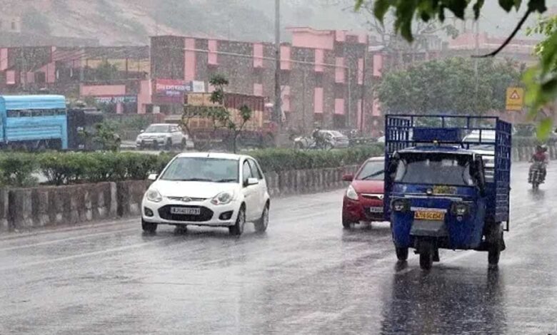 मध्य-प्रदेश-में-आज-25-जिलों-में-भारी-बारिश-का-अलर्ट,-मेघगर्जन-वज्रपात-तेज-हवा-के-भी-आसार,-जानें-अपने-शहर-का-ताजा-हाल