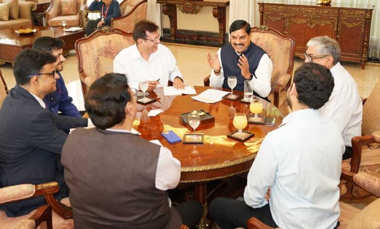 मध्यप्रदेश-की-गतिशीलता-शांति-और-संसाधनों-का-लाभ-उठाएँ-निवेशक-:-मुख्यमंत्री-डॉ.-यादव