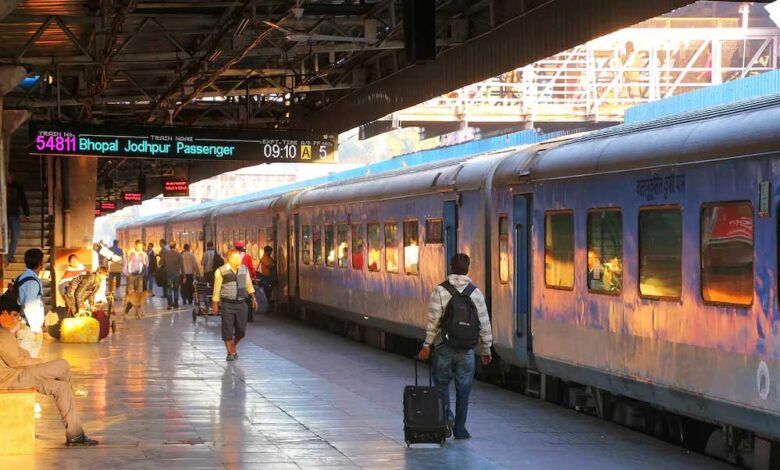 कटनी-सतना-रेलमार्ग-और-उस-पर-दौड़-रही-ट्रेनों-पर-अब-तीसरी-नजर-रहेगी,-यात्रियों-की-सुरक्षा-भी-होगी-सुनिश्चित