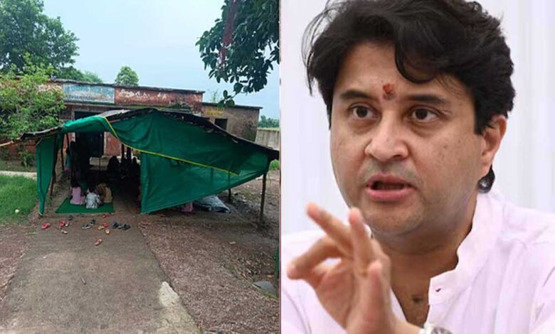 जर्जर-स्कूल-पर-केंद्रीय-मंत्री-सिंधिया-ने-लिया-संज्ञान,-जल्द-शुरू-होगा-भवन-निर्माण