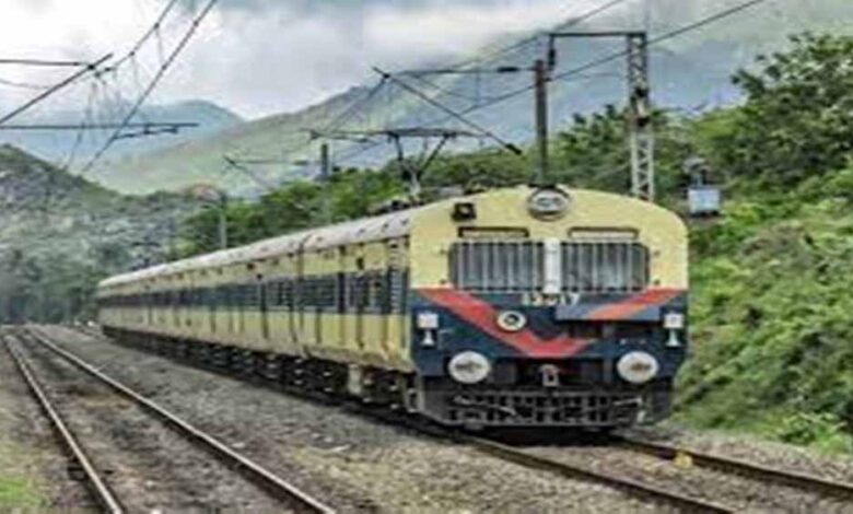 ग्वालियर-श्योपुर ब्रॉडगेज पर अगस्त से दौड़ेगी मेमू ट्रेन, साल के अंत तक श्योपुर तक पूरा होगा ट्रैक