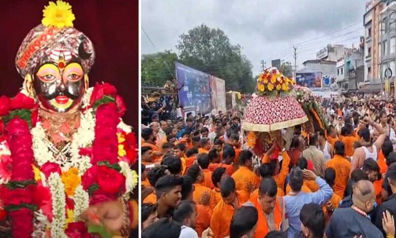 दशक बाद चांदी की नई पालकी में निकली महाकाल की सवारी, मनमहेश रूप में नगर भ्रमण
