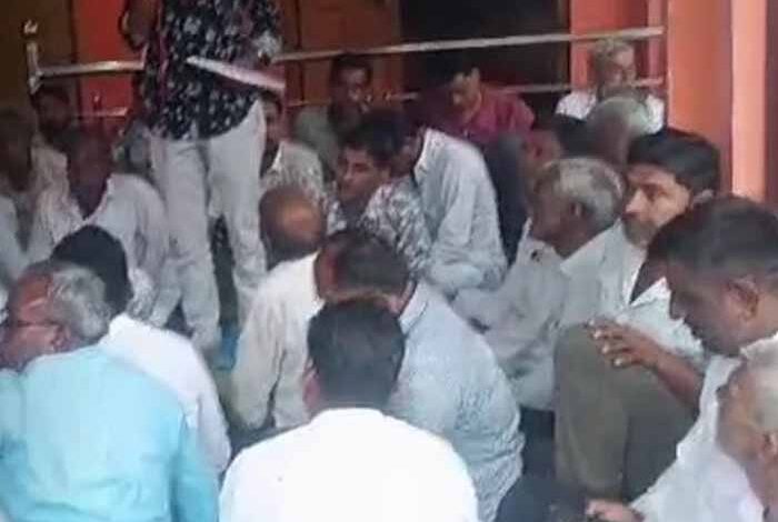 पुजारी का सामाजिक बहिष्कार और बच्चों की पढ़ाई पर रोक, कलेक्टर ने दिए जांच के निर्देश