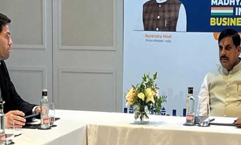 मुख्यमंत्री डॉ. यादव की मैड्रिड में निवेशकों संग वन-टू-वन चर्चा