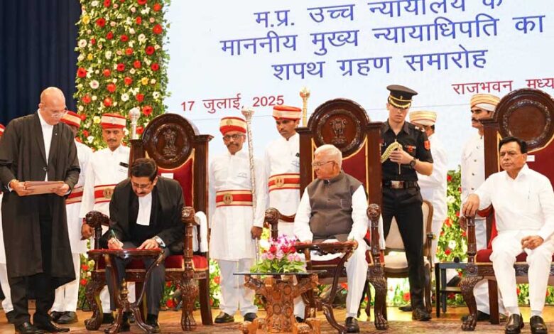 मुख्यमंत्री डॉ. यादव ने चीफ जस्टिस न्यायमूर्ति संजीव सचदेवा को दी बधाई