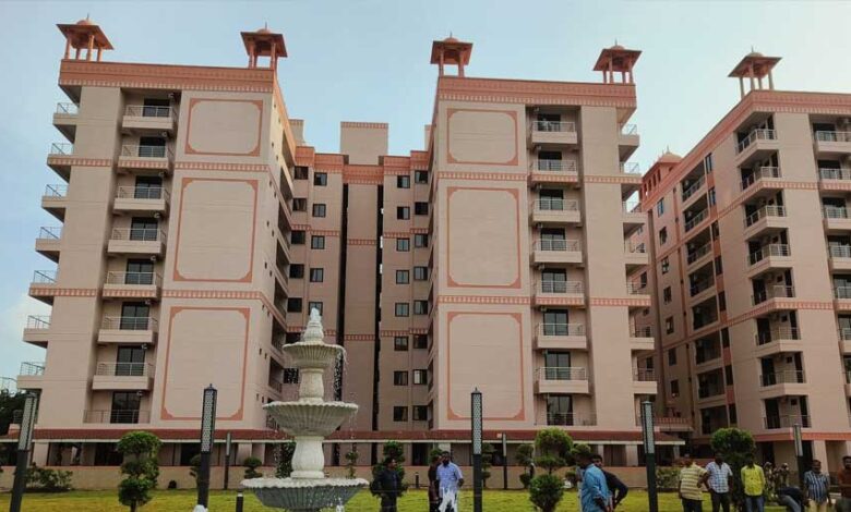 MP के विधायकों के लिए सरकार फ्लैट बनाएगी, निर्माण के फैसले को कैबिनेट ने दस महीने पहले मंजूरी मिली, 21 जुलाई से शुरुआत