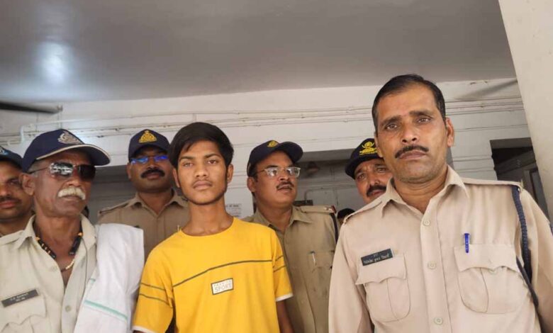 AI साफ्टवेयर का उपयोग कर मां शारदा देवी मंदिर में ब्लास्ट की झूठी अफवाह फैलाने वाला भेजा गया जेल