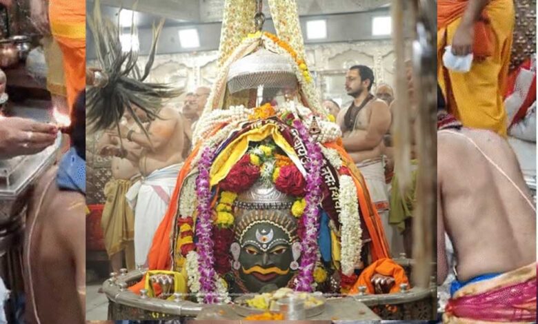 महाकाल के दरबार आस्था का सैलाब…श्रावण सोमवार पर उमड़े भक्त, रविवार को ढाई लाख से ज्यादा ने किए दर्शन