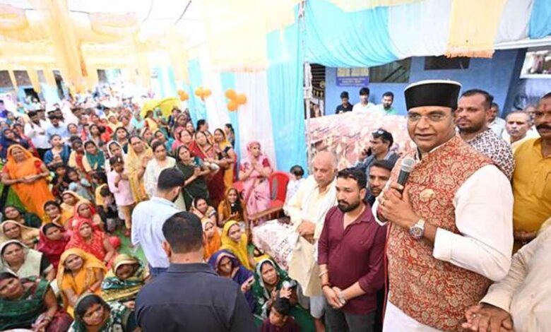 मंत्री सारंग ने किया विभिन्न विकास कार्यों का भूमि-पूजन