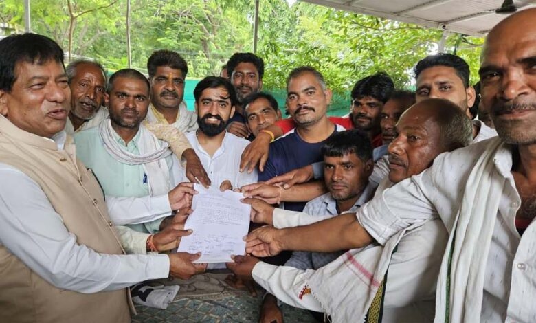 जसमत ग्राम के ग्रामीणों ने जनसुनवाई में उठाई अतिक्रमण हटाने की मांग