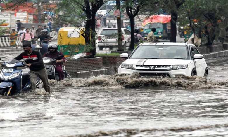 मप्र के 20 जिलों में भारी बारिश का अलर्ट, जबलपुर में जलभराव की आशंका, मड़ीखेड़ा डैम के गेट खुले