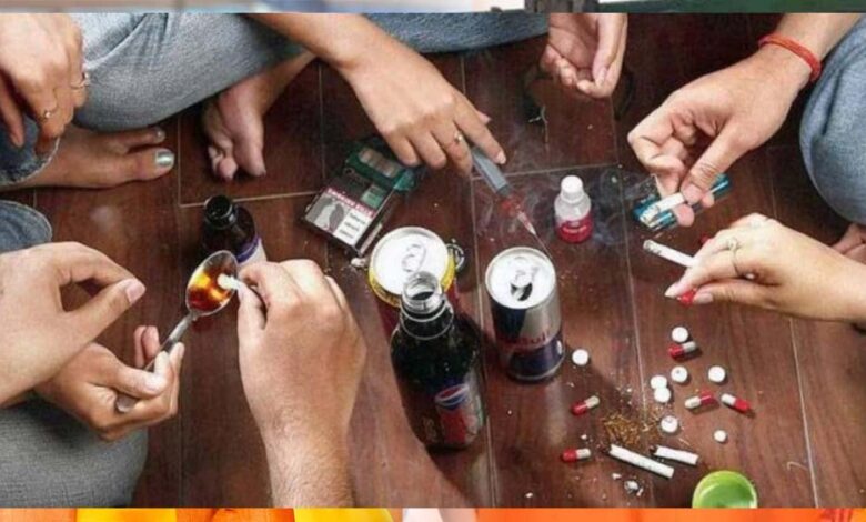 नशे की आड़ में युवतियों का शोषण, ब्लैकमेलिंग के वीडियो मिले, पुलिस की बड़ी कार्रवाई, 6 आरोपियों को किया गिरफ्तार