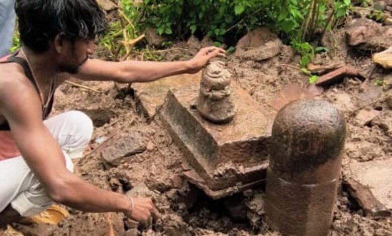 विदिशा में मस्जिद के पास खुदाई के दौरान मिला 16वीं सदी का शिवलिंग