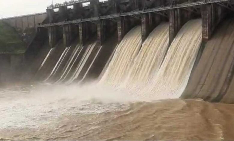 तवा डैम के तीन गेट खोले गए, निचले क्षेत्रों में बाढ़ का खतरा