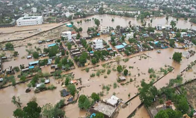 MP में मौसम का कहर: भोपाल, ग्वालियर, उज्जैन समेत 35 जिलों में अतिभारी बारिश का अलर्ट