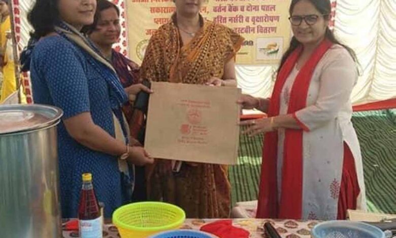 प्रधानमंत्री मोदी ने ‘सकारात्मक सोच’ महिला समूह की पहल को प्रशंसनीय बताया